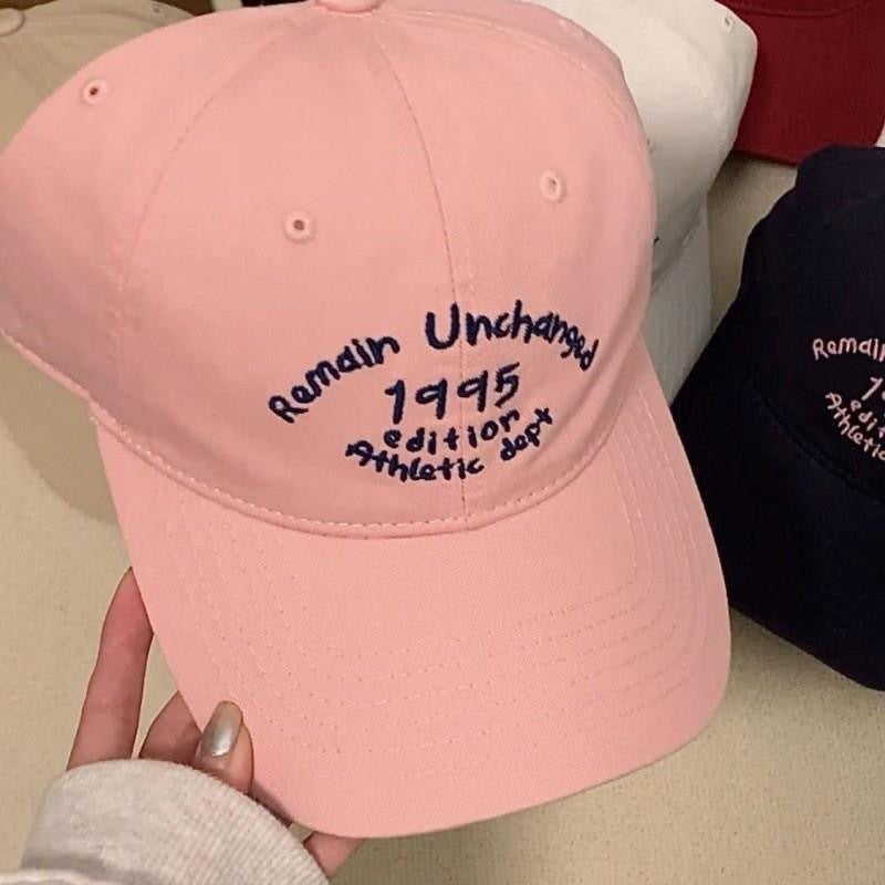 Wholesale Wide brim embroidered baseball cap for women